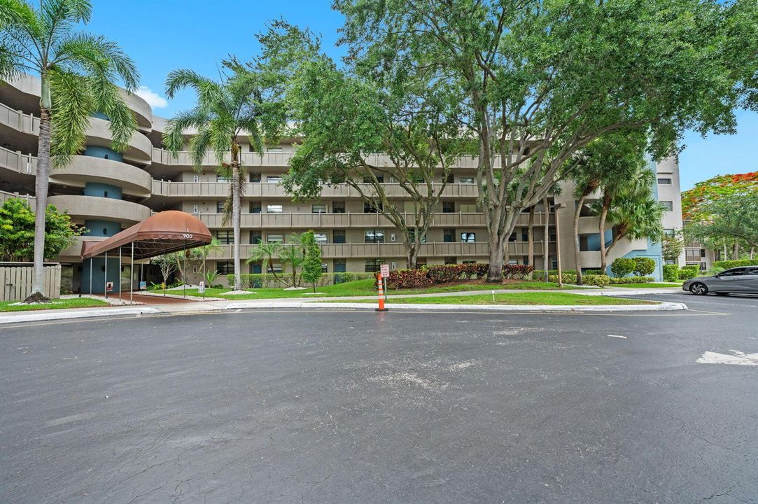 6-web-or-mls-900-colony-point-cir-121