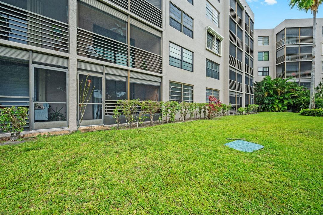 28-web-or-mls-900-colony-point-cir-121