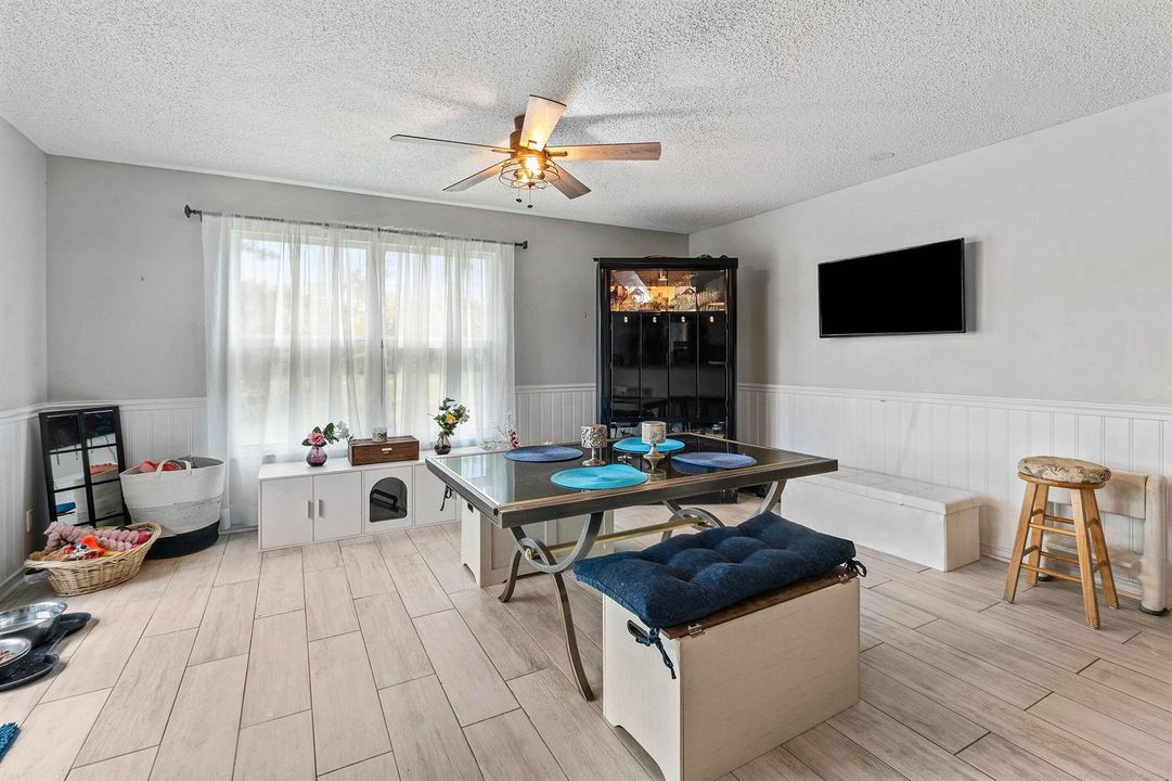 012-1274482ndStreetNorth-WestPalmBeach-F