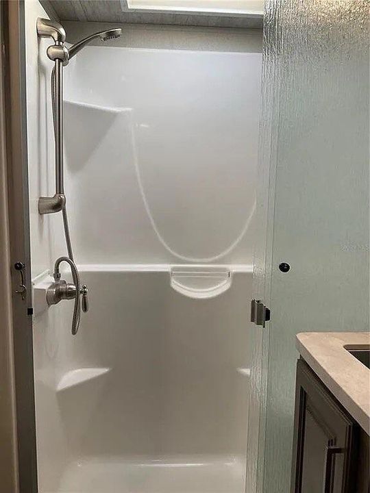 Wynn 13B Shower