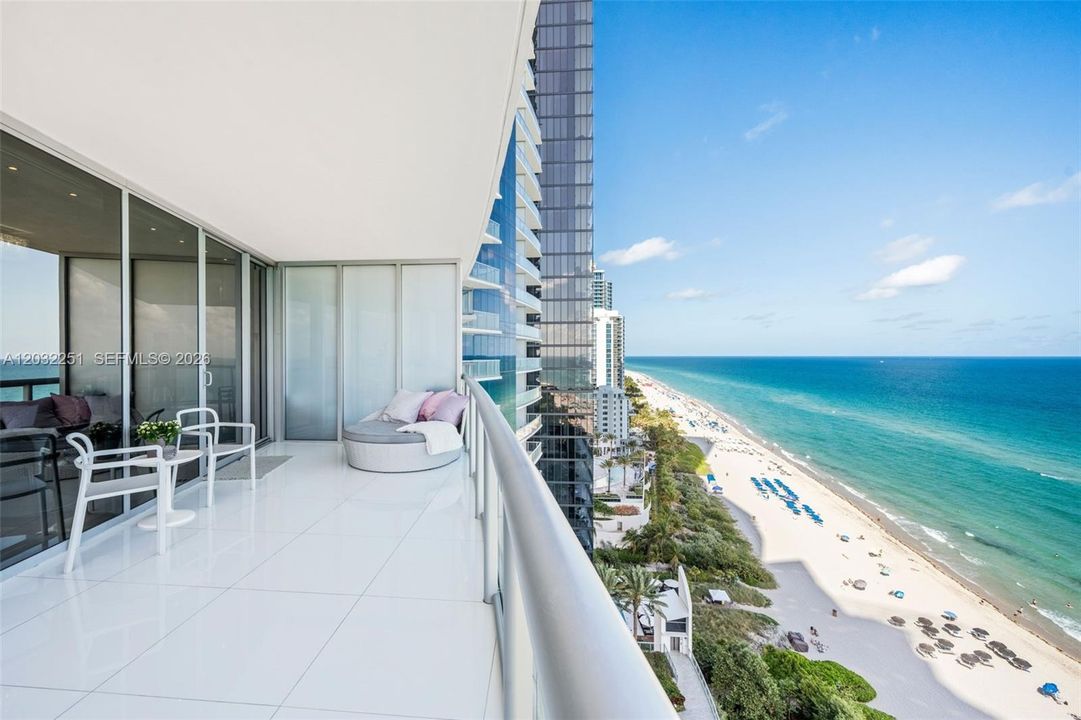 For Rent: $7,500 (1 beds, 2 baths, 1161 Square Feet)
