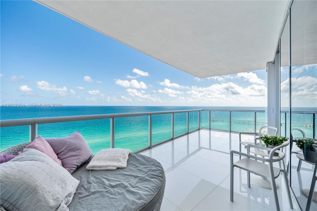 For Rent: $7,500 (1 beds, 2 baths, 1161 Square Feet)