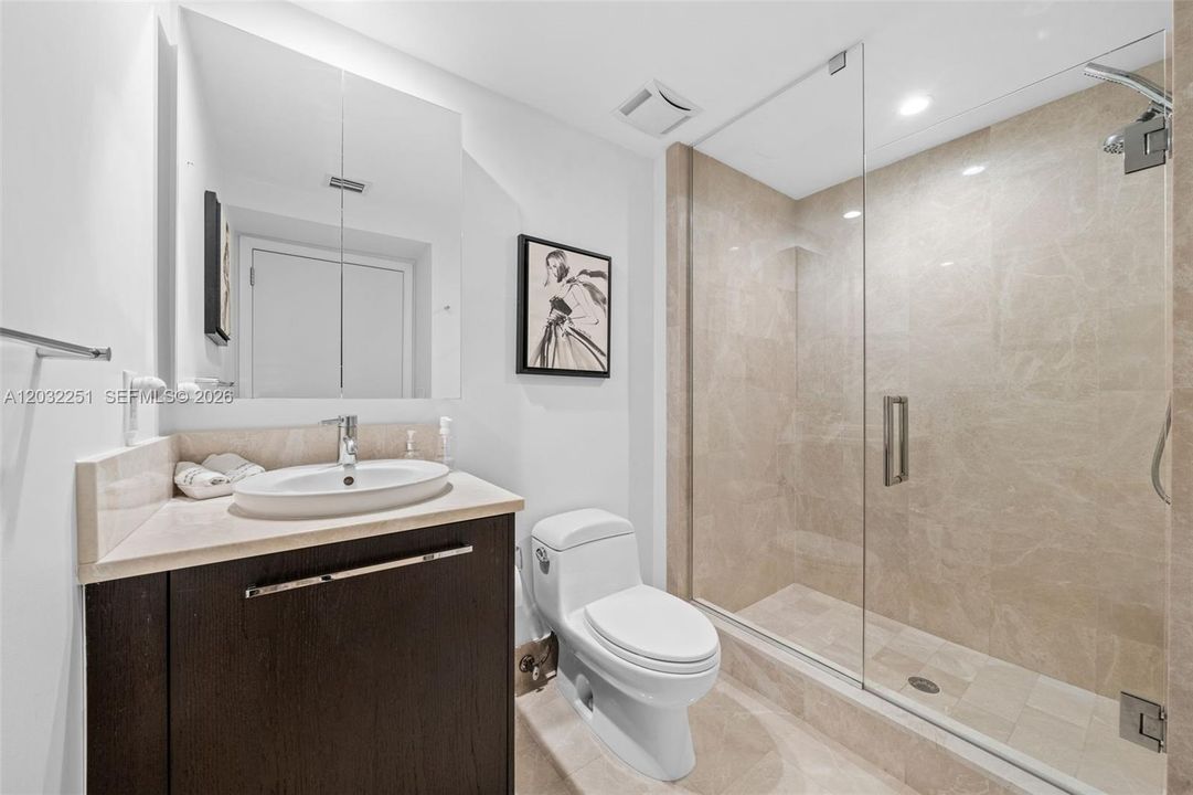 For Rent: $7,500 (1 beds, 2 baths, 1161 Square Feet)