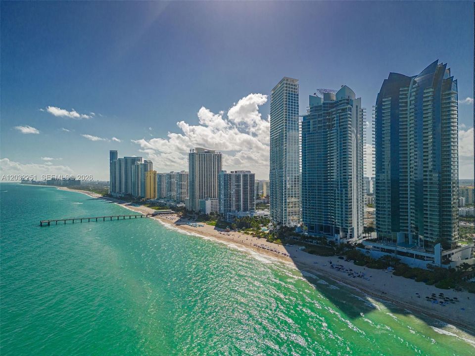 For Rent: $7,500 (1 beds, 2 baths, 1161 Square Feet)