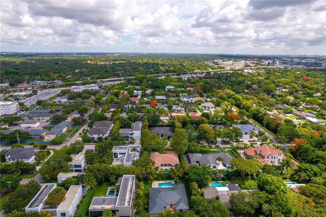 В аренду: $15,500 (4 спален, 3 ванн, 2785 Квадратных фут)