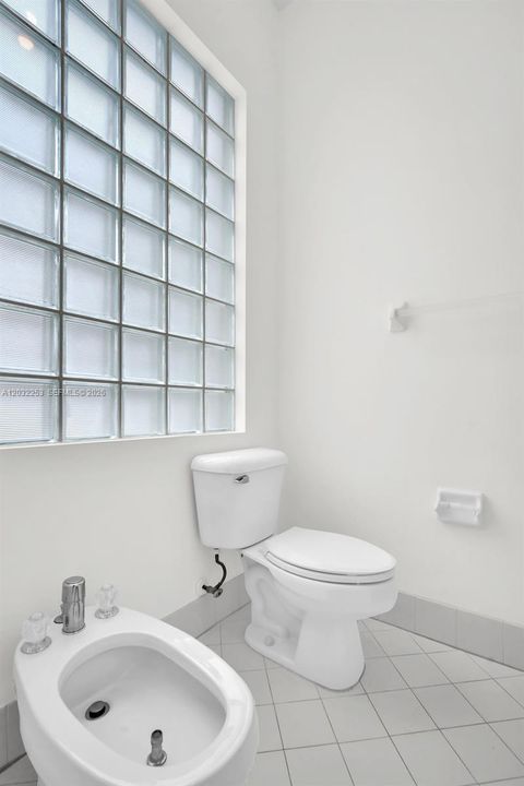 For Rent: $4,800 (4 beds, 3 baths, 2740 Square Feet)