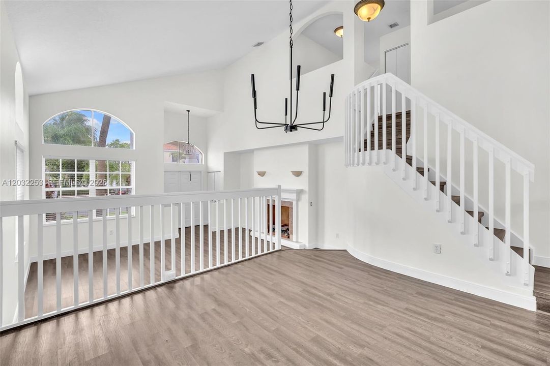 For Rent: $4,800 (4 beds, 3 baths, 2740 Square Feet)