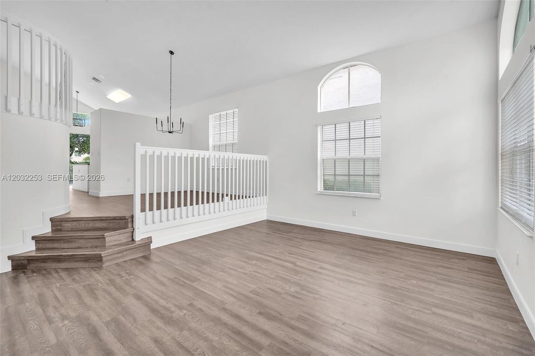 For Rent: $4,800 (4 beds, 3 baths, 2740 Square Feet)
