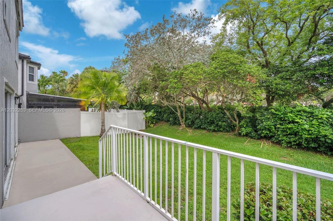 For Rent: $4,800 (4 beds, 3 baths, 2740 Square Feet)