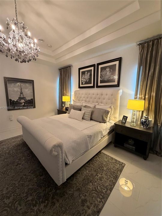 For Sale: $2,195,000 (5 beds, 4 baths, 4459 Square Feet)