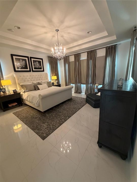 For Sale: $2,195,000 (5 beds, 4 baths, 4459 Square Feet)