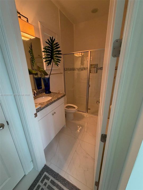 BATHROOM #4 - CABANA BATH