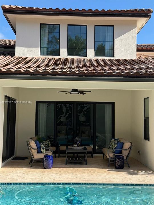 COVERED TERRACE