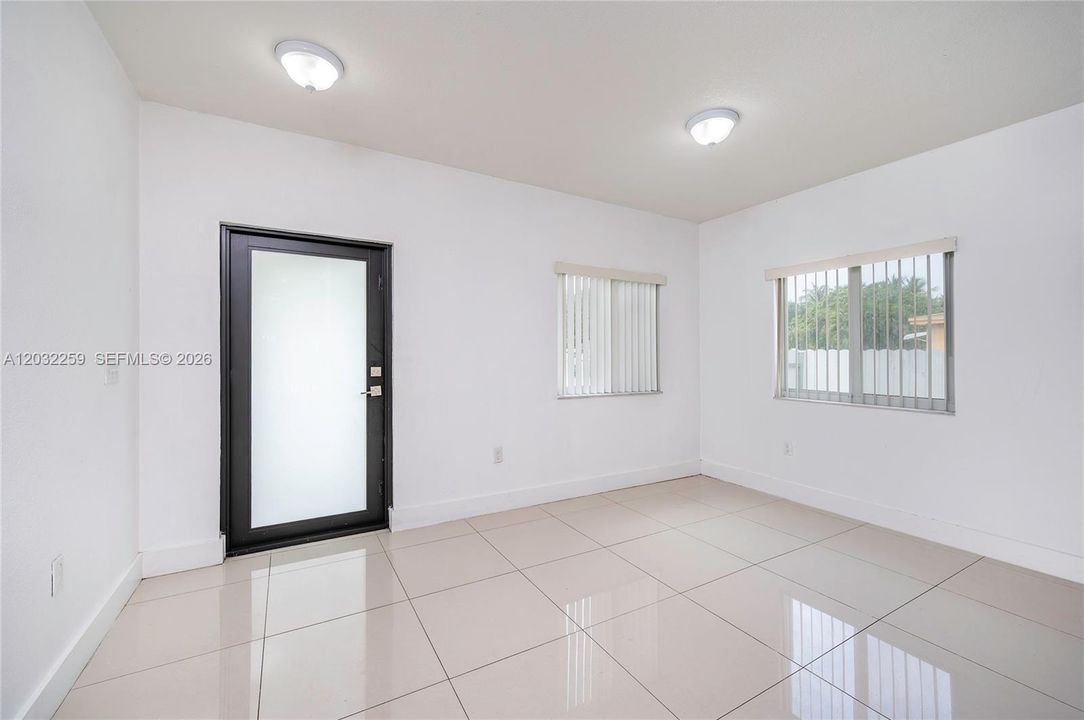 For Sale: $600,000 (4 beds, 2 baths, 1680 Square Feet)