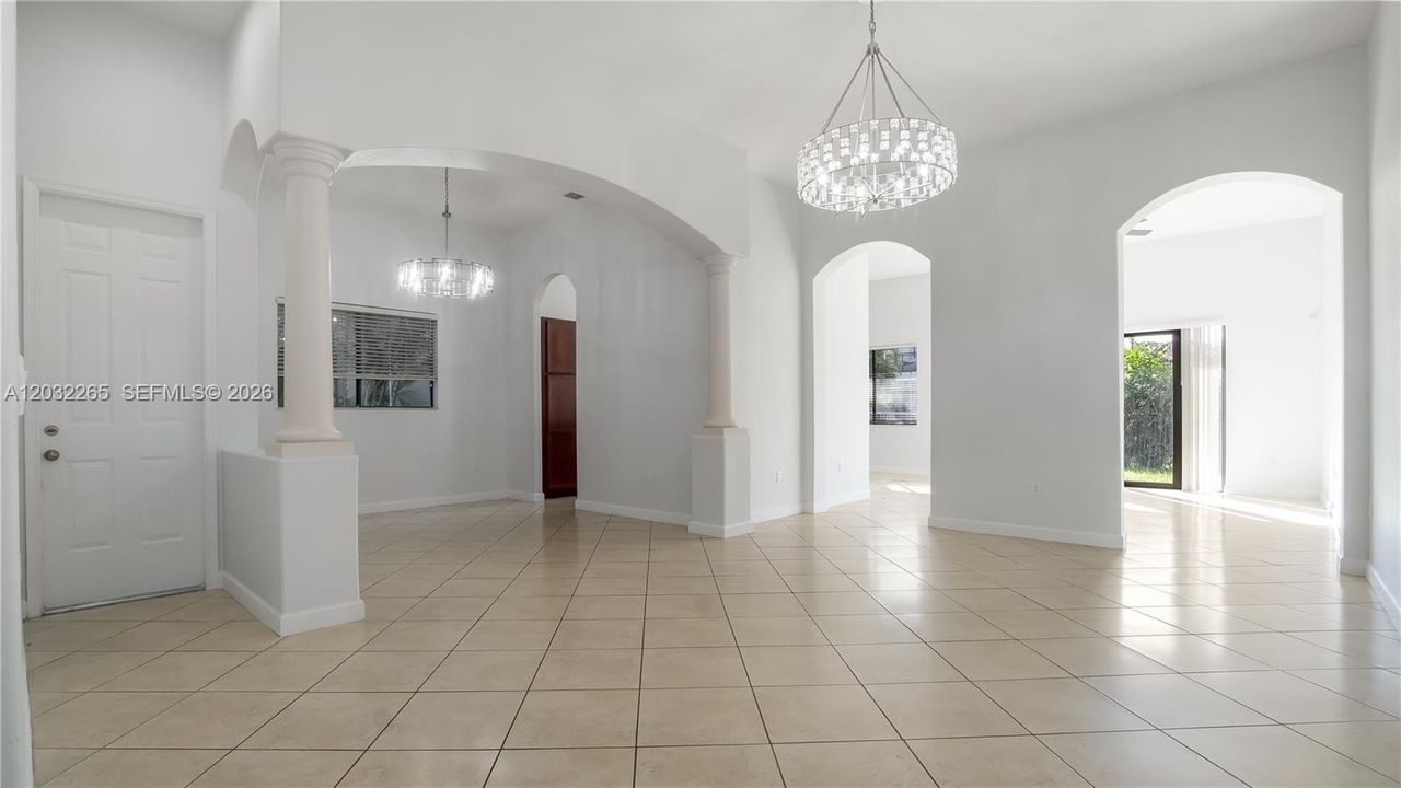 В аренду: $5,500 (4 спален, 2 ванн, 2496 Квадратных фут)