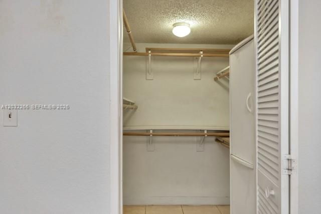 For Rent: $1,700 (1 beds, 1 baths, 690 Square Feet)