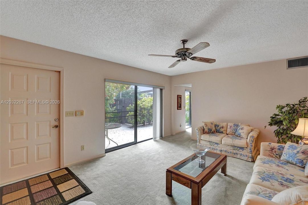 For Sale: $440,000 (3 beds, 2 baths, 1628 Square Feet)