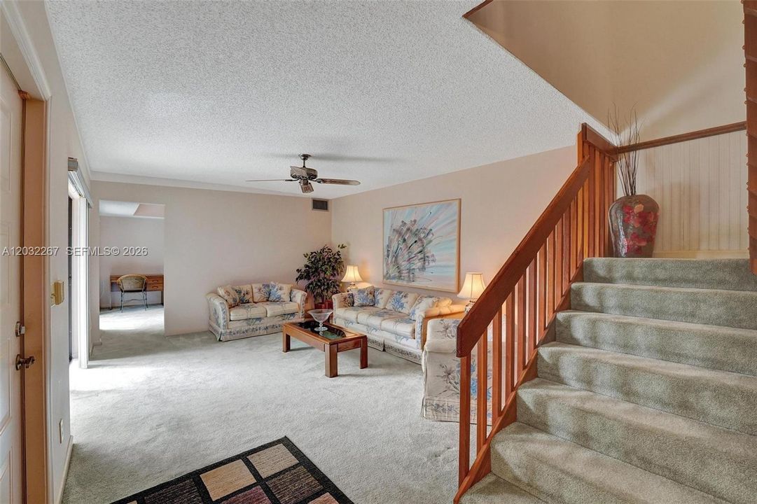 For Sale: $440,000 (3 beds, 2 baths, 1628 Square Feet)
