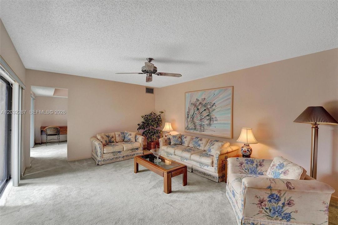 For Sale: $440,000 (3 beds, 2 baths, 1628 Square Feet)