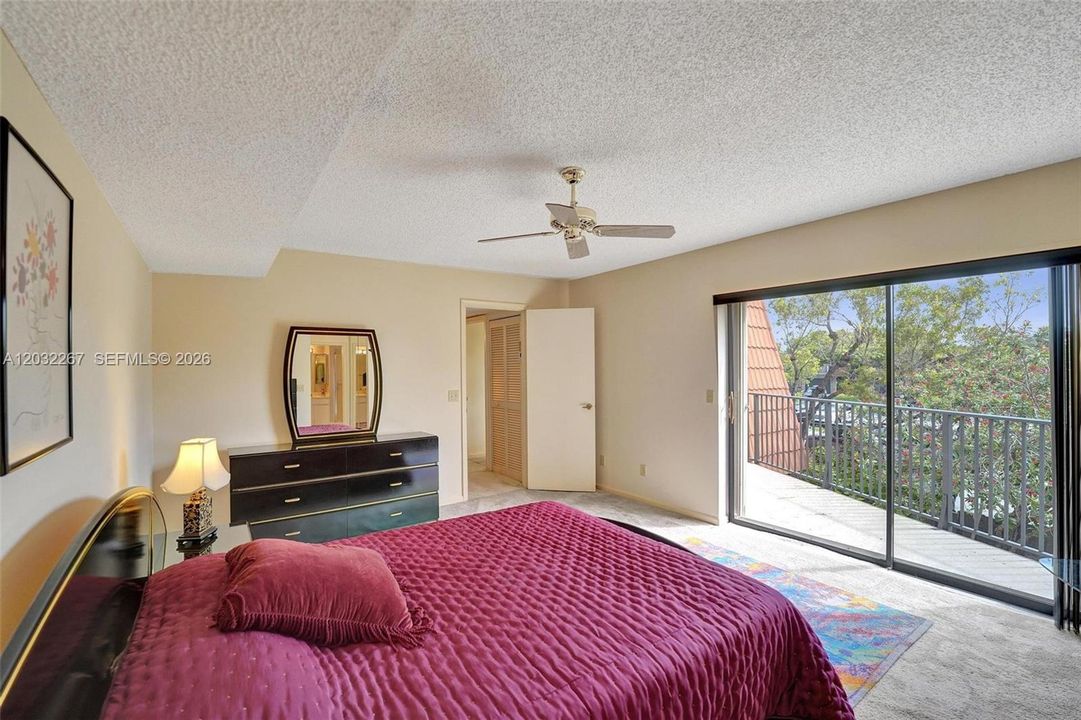 For Sale: $440,000 (3 beds, 2 baths, 1628 Square Feet)