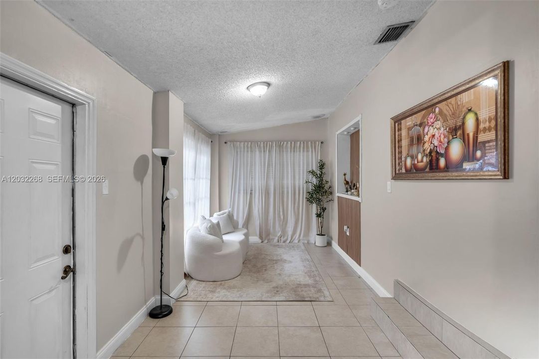 For Sale: $689,000 (3 beds, 2 baths, 1412 Square Feet)