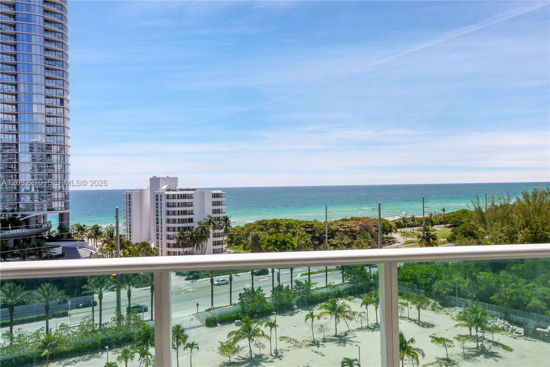 For Sale: $669,000 (2 beds, 2 baths, 1357 Square Feet)