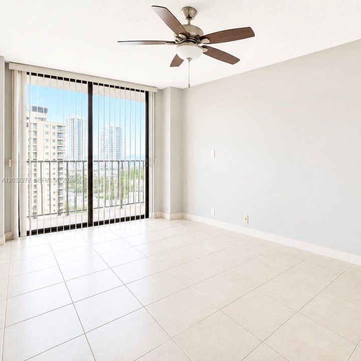 For Sale: $475,000 (2 beds, 2 baths, 1396 Square Feet)