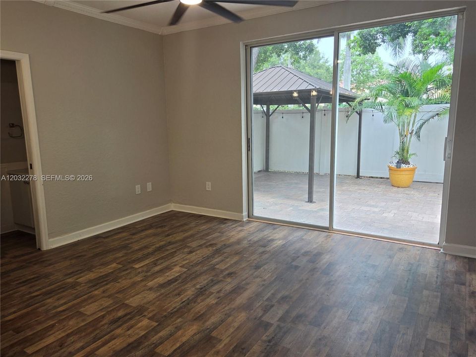 For Sale: $519,900 (3 beds, 2 baths, 1650 Square Feet)