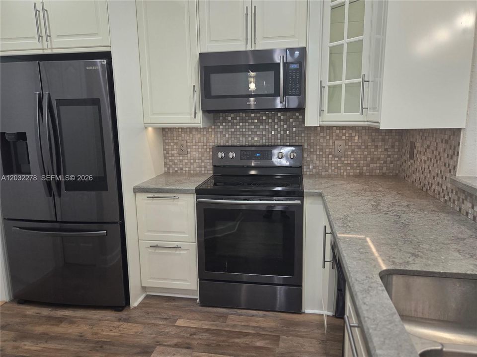 For Sale: $519,900 (3 beds, 2 baths, 1650 Square Feet)