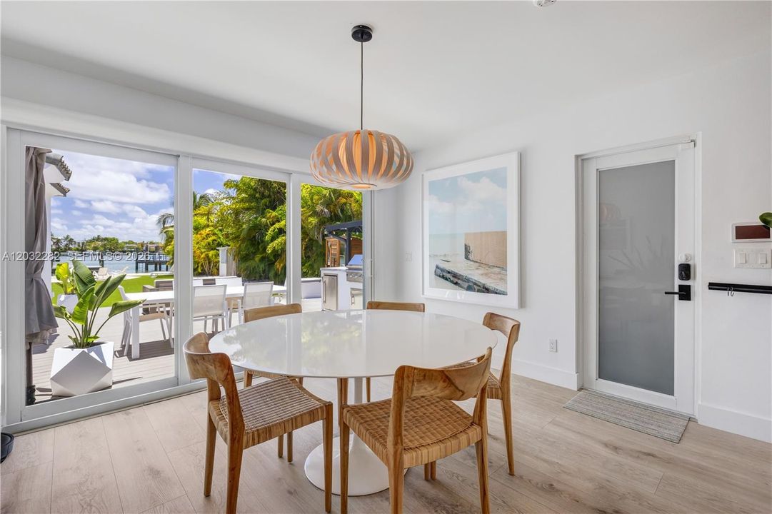 For Rent: $12,499 (3 beds, 2 baths, 1865 Square Feet)