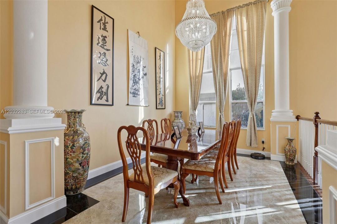 For Sale: $999,000 (5 beds, 3 baths, 3628 Square Feet)