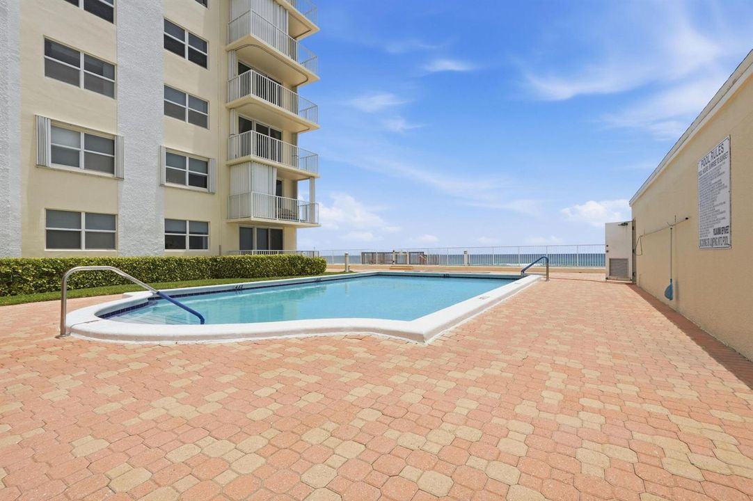 27-web-or-mls-3540_S_Ocean_Blvd_APT_310_