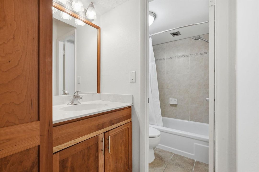 7-web-or-mls-3540_S_Ocean_Blvd_APT_310_0