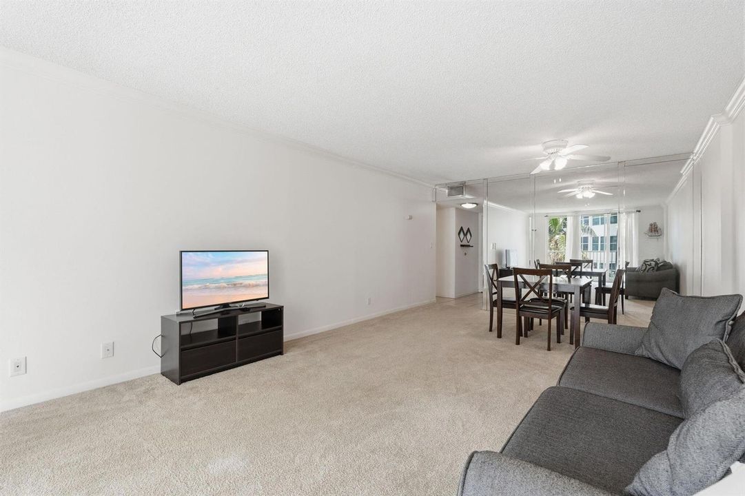 13-web-or-mls-3540_S_Ocean_Blvd_APT_310_