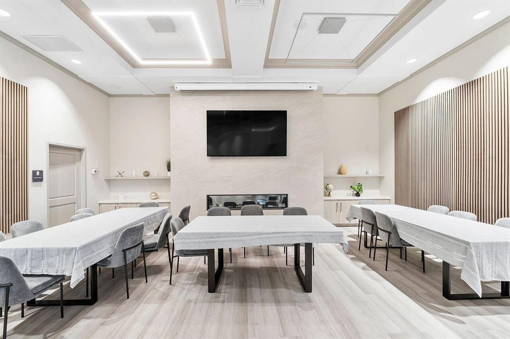The Commons Meeting & Party Room