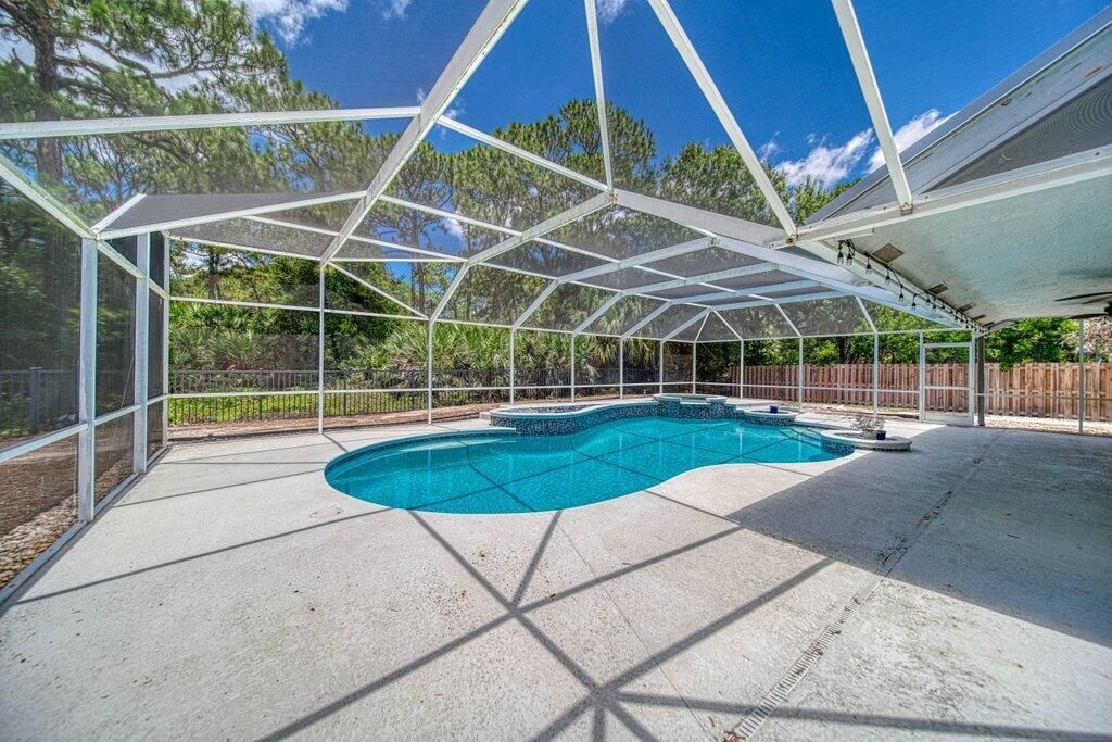 pool1.jpg-SMALL