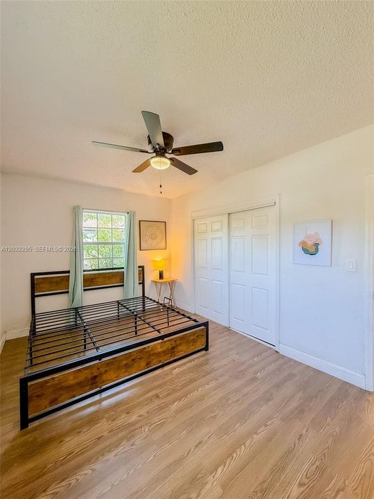 For Rent: $2,900 (3 beds, 1 baths, 1191 Square Feet)