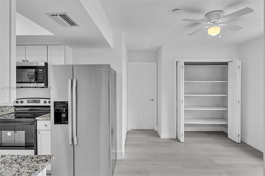 For Sale: $465,000 (3 beds, 2 baths, 1825 Square Feet)