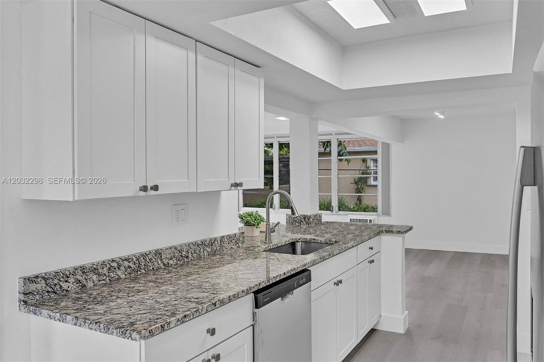 For Sale: $465,000 (3 beds, 2 baths, 1825 Square Feet)