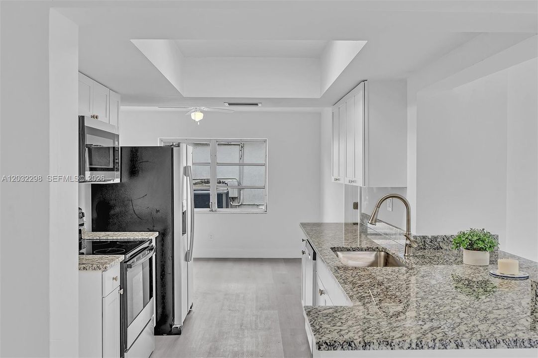 For Sale: $465,000 (3 beds, 2 baths, 1825 Square Feet)