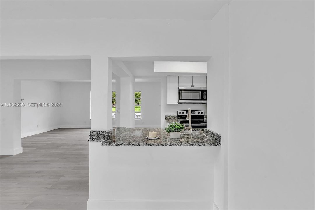 For Sale: $465,000 (3 beds, 2 baths, 1825 Square Feet)