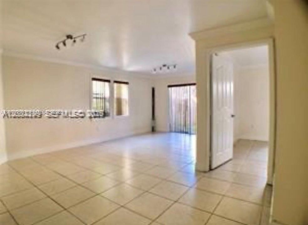 En Renta: $2,850 (2 camas, 2 baños, 1303 Pies cuadrados)