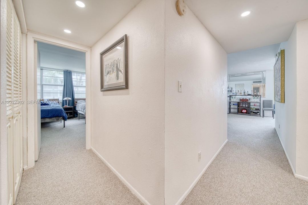 For Sale: $499,000 (2 beds, 2 baths, 1920 Square Feet)
