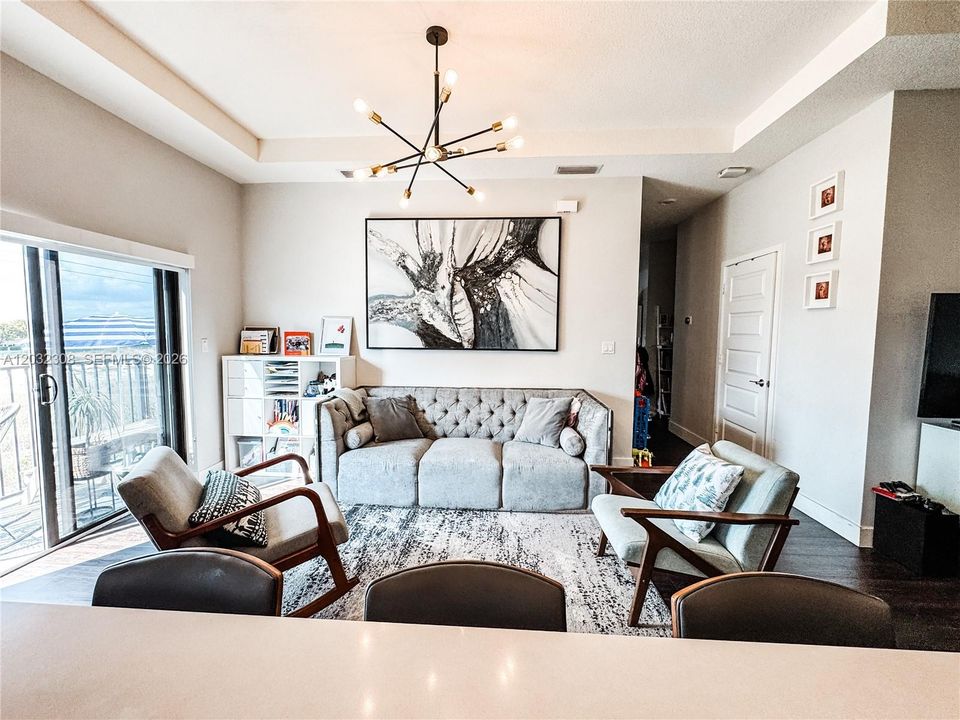 For Sale: $465,000 (3 beds, 2 baths, 1345 Square Feet)