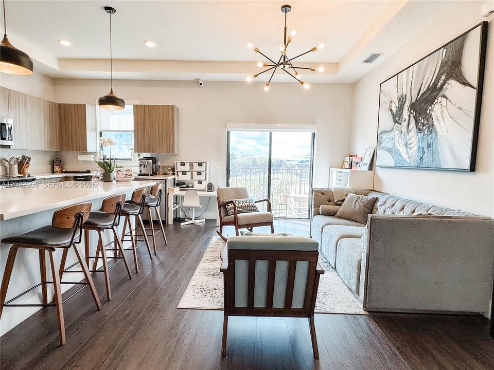 For Sale: $465,000 (3 beds, 2 baths, 1345 Square Feet)