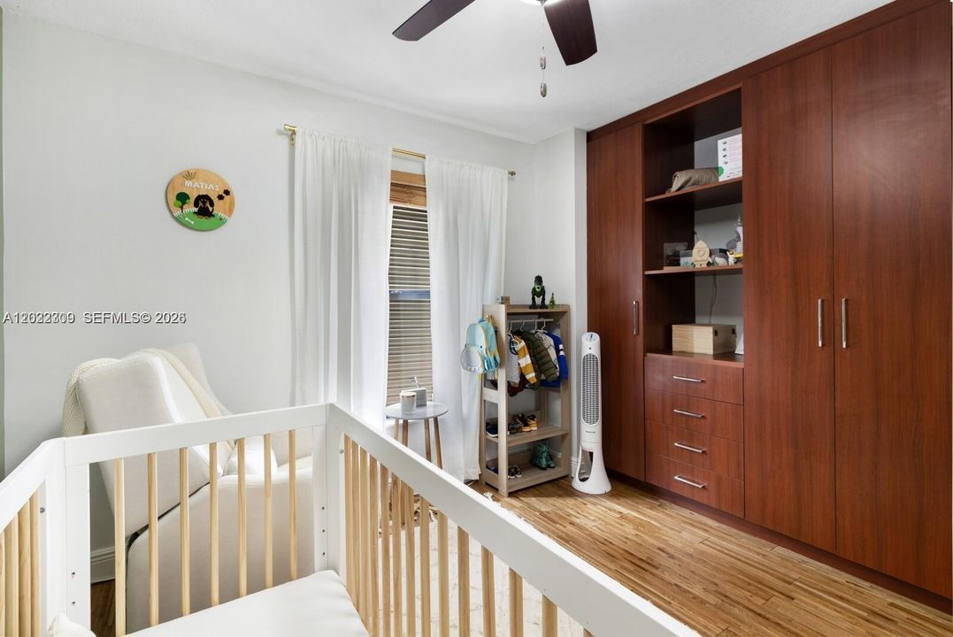 For Rent: $3,000 (3 beds, 2 baths, 1323 Square Feet)