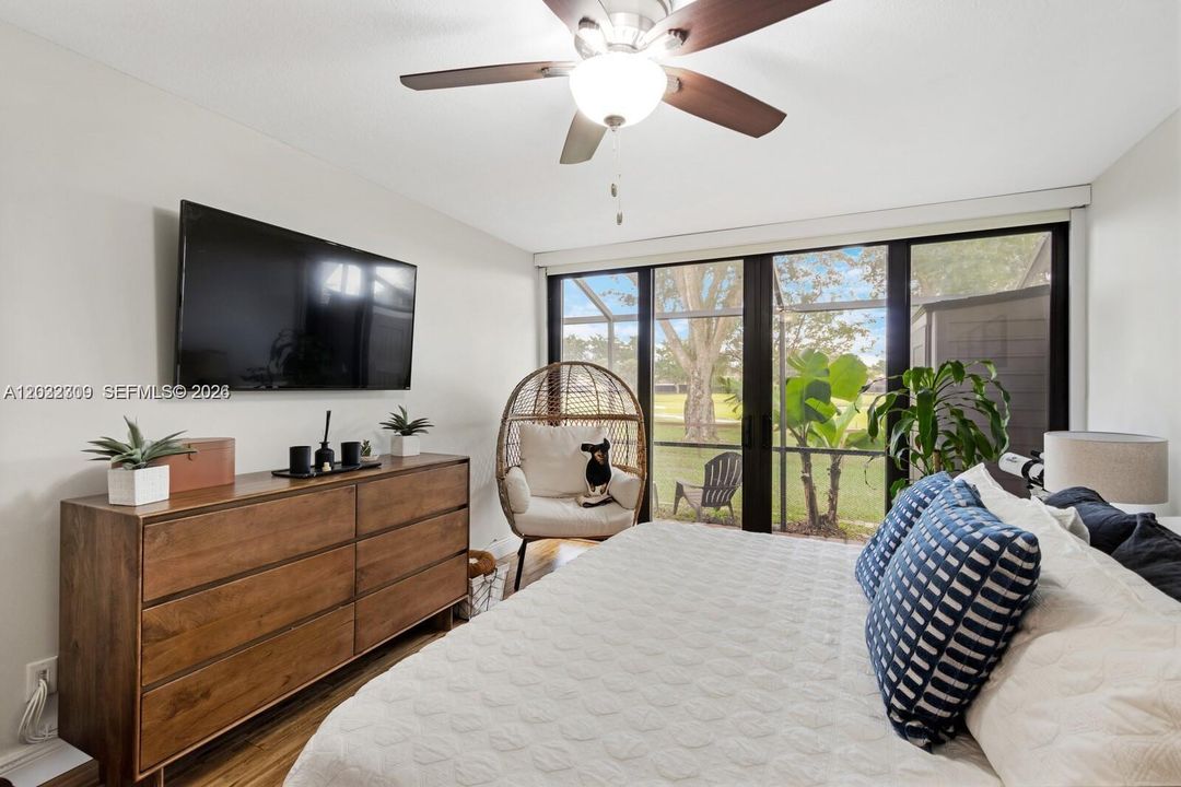 For Rent: $3,000 (3 beds, 2 baths, 1323 Square Feet)