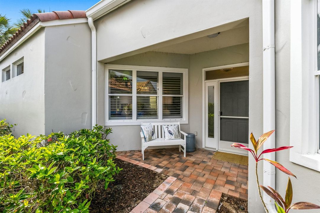 1753 Victoria Circle-83