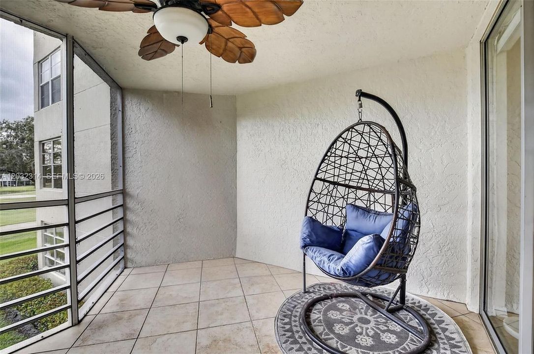 For Sale: $290,000 (3 beds, 2 baths, 1155 Square Feet)