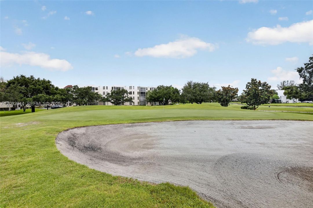 For Sale: $290,000 (3 beds, 2 baths, 1155 Square Feet)